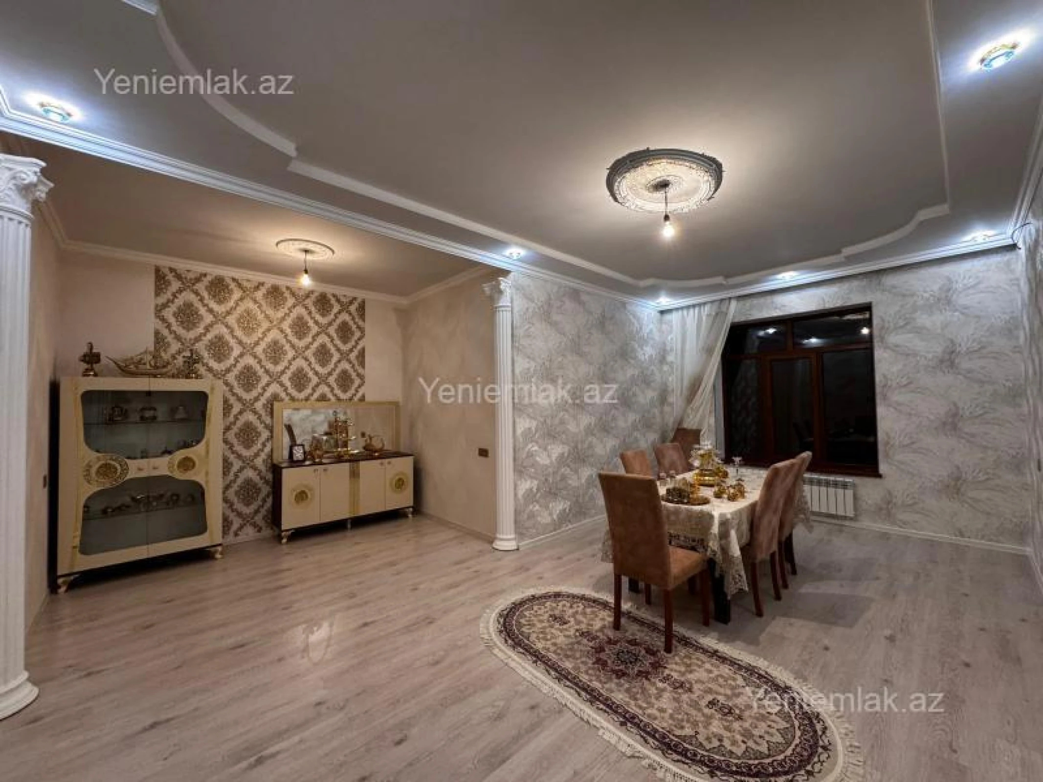 Satılır 8 otaqlı həyət evi 240 m²