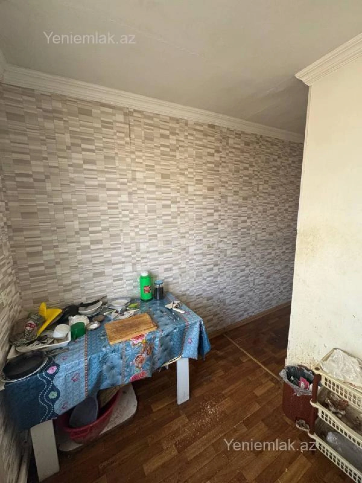 Satılır 3 otaqlı köhnə tikili 60 m²
