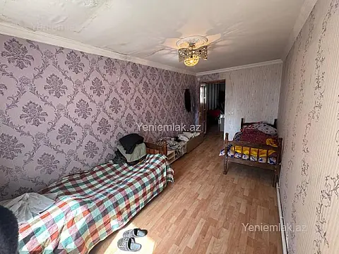 Satılır 3 otaqlı köhnə tikili 60 m²