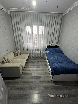 Satılır 4 otaqlı köhnə tikili 80 m²