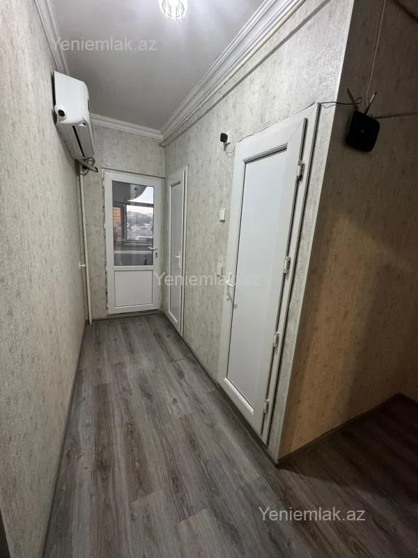 Satılır 4 otaqlı köhnə tikili 80 m²