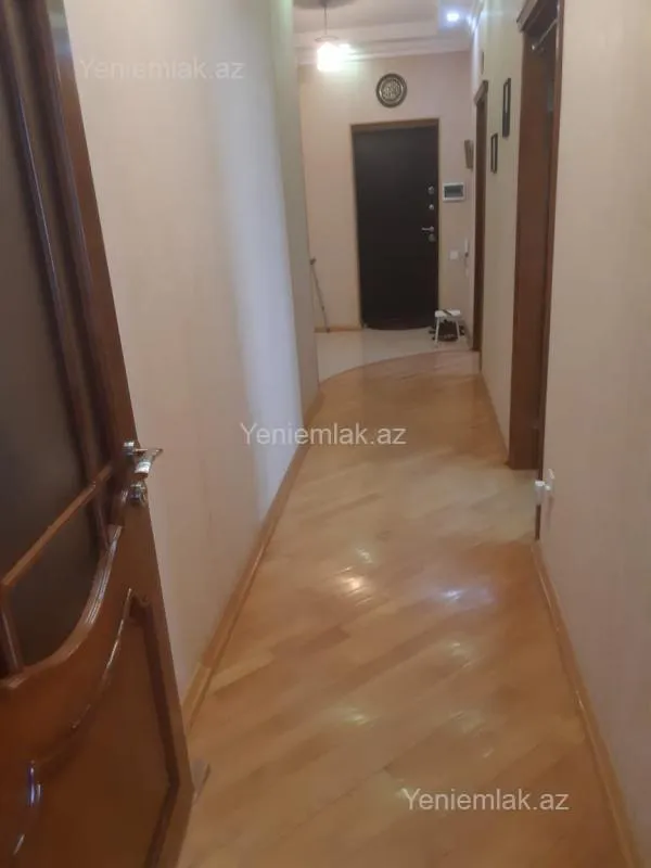 Satılır 2 otaqlı yeni tikili 88 m²