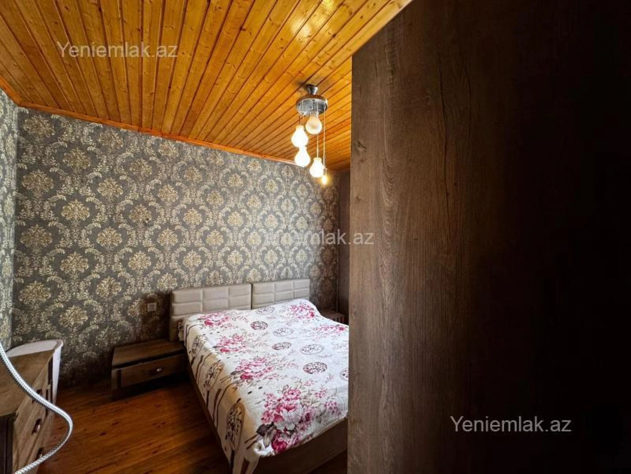 Satılır 4 otaqlı həyət evi 100 m²
