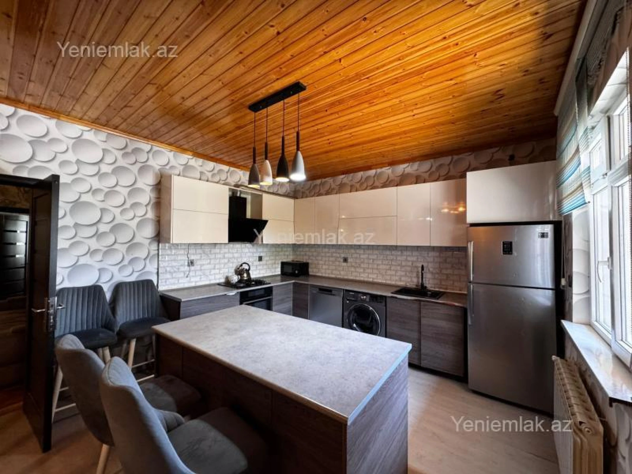 Satılır 4 otaqlı həyət evi 100 m²