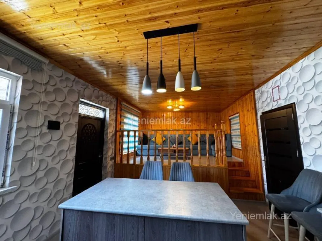 Satılır 4 otaqlı həyət evi 100 m²