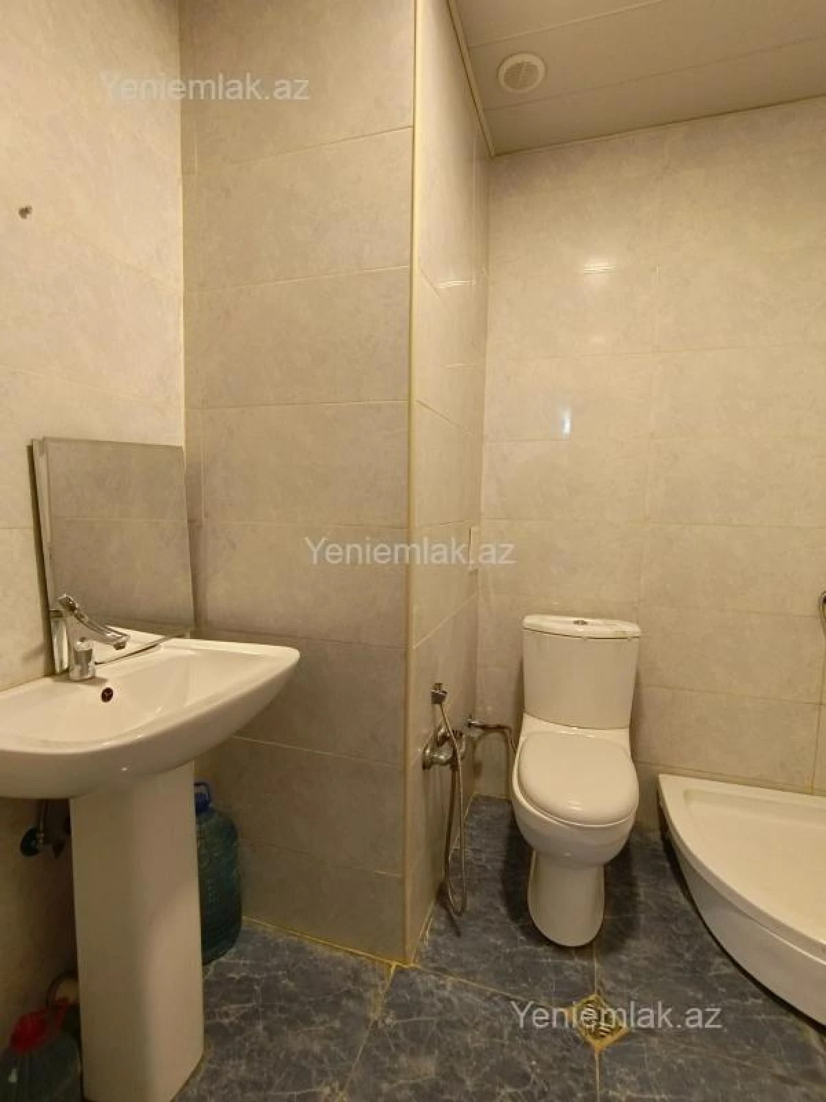 Satılır 4 otaqlı yeni tikili 115 m²