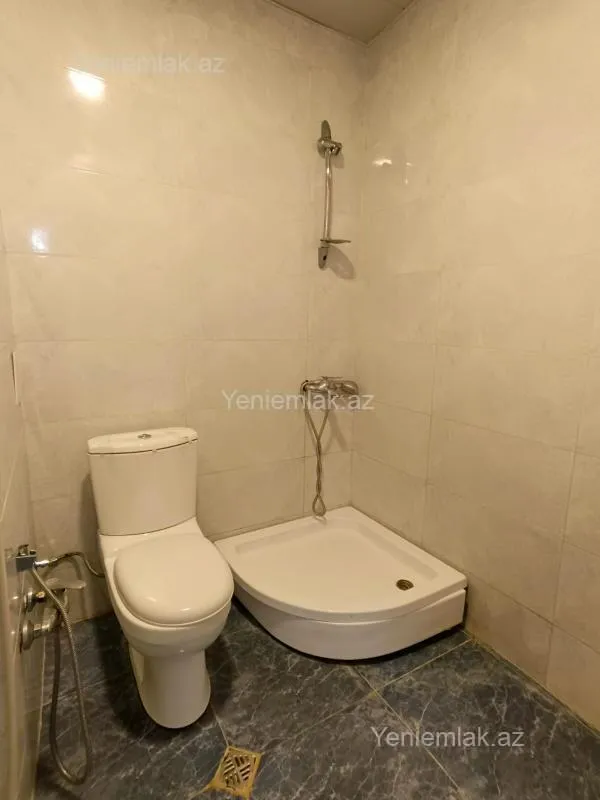 Satılır 4 otaqlı yeni tikili 115 m²