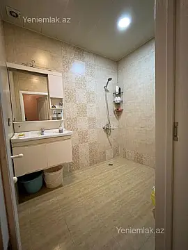 Satılır 3 otaqlı yeni tikili 93 m²