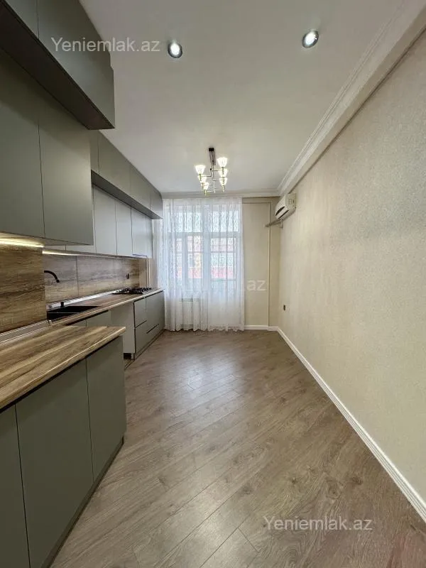 Satılır 2 otaqlı yeni tikili 94 m²
