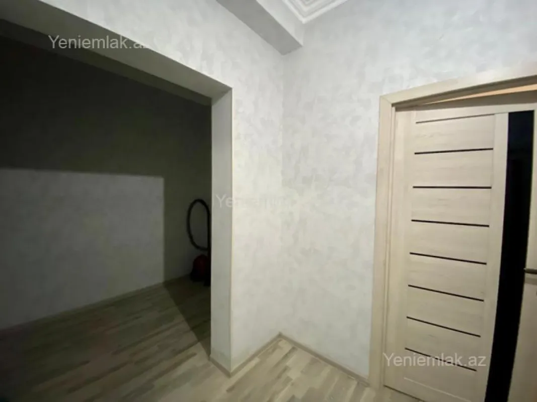 Satılır 2 otaqlı yeni tikili 100 m²