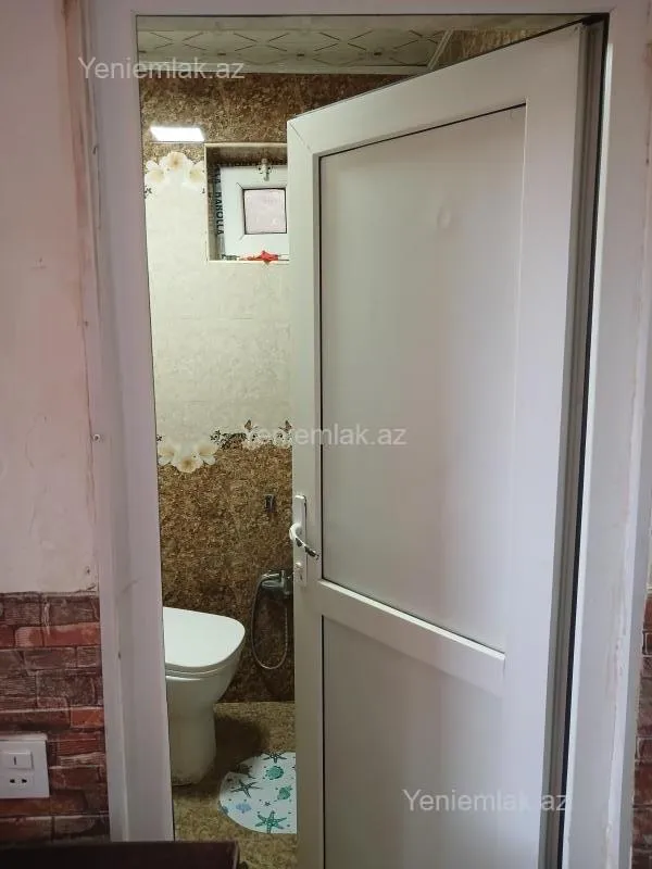 Satılır 2 otaqlı həyət evi 70 m²