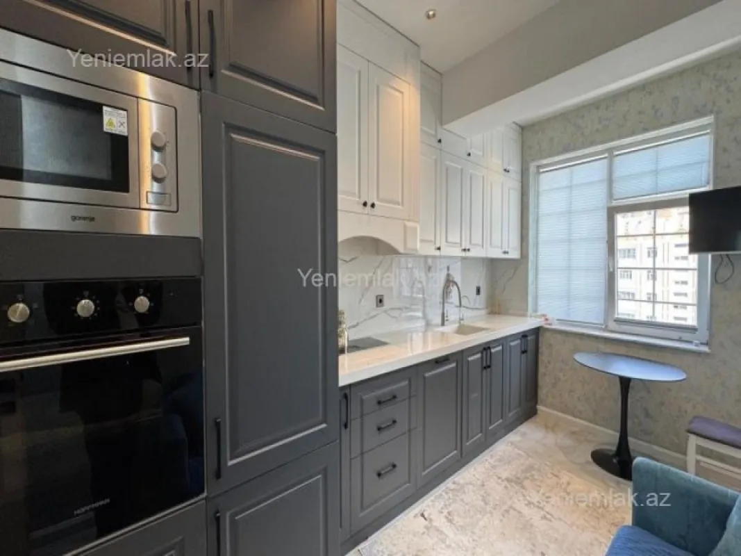 Satılır 3 otaqlı yeni tikili 132 m²