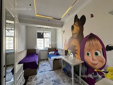 Satılır 3 otaqlı yeni tikili 132 m²