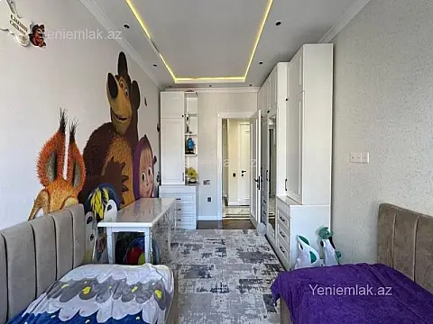 Satılır 3 otaqlı yeni tikili 132 m²