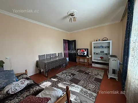 Satılır 3 otaqlı həyət evi 100 m²