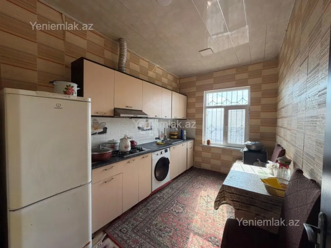Satılır 3 otaqlı həyət evi 100 m²