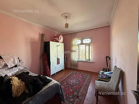 Satılır 3 otaqlı həyət evi 100 m²