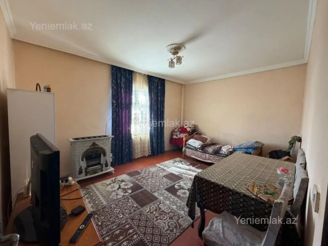 Satılır 3 otaqlı həyət evi 100 m²