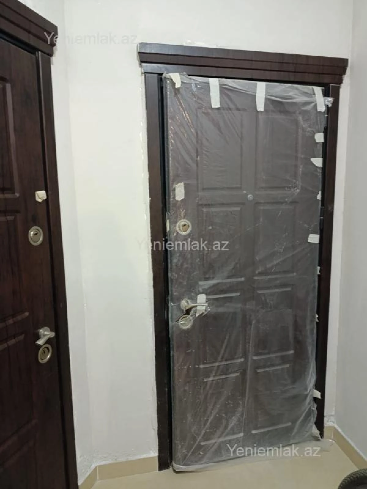 Satılır 3 otaqlı yeni tikili 125 m²