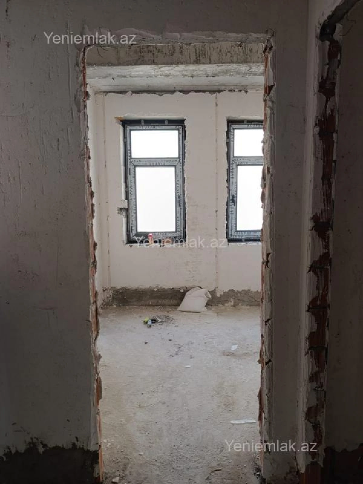 Satılır 3 otaqlı yeni tikili 125 m²