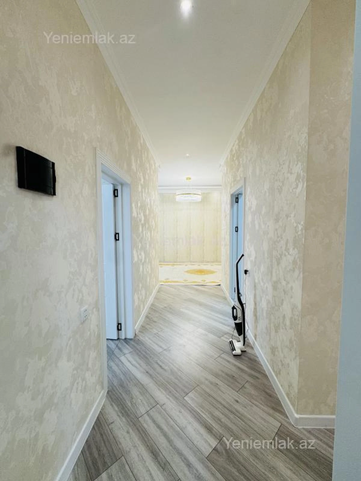 Satılır 6 otaqlı həyət evi 220 m²