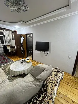 Satılır 3 otaqlı köhnə tikili 70 m² — Sumqayıt, 8-ci mikrorayon 3 otaq 70.00 m²