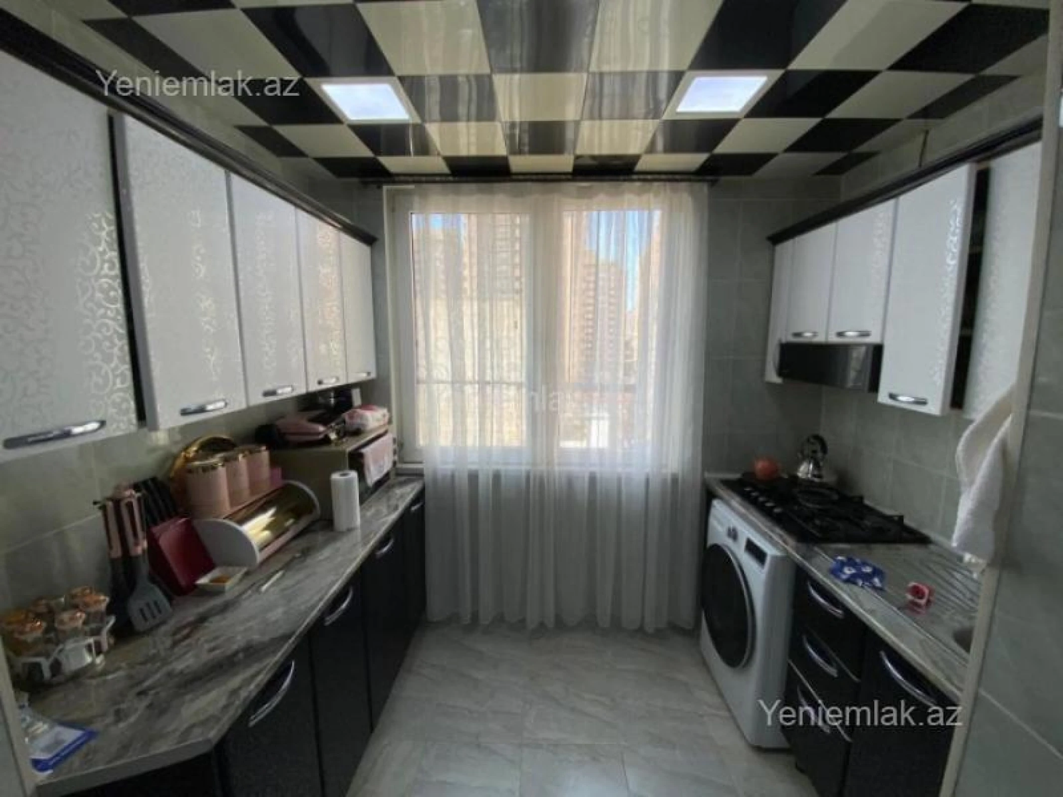 Satılır 3 otaqlı köhnə tikili 70 m²