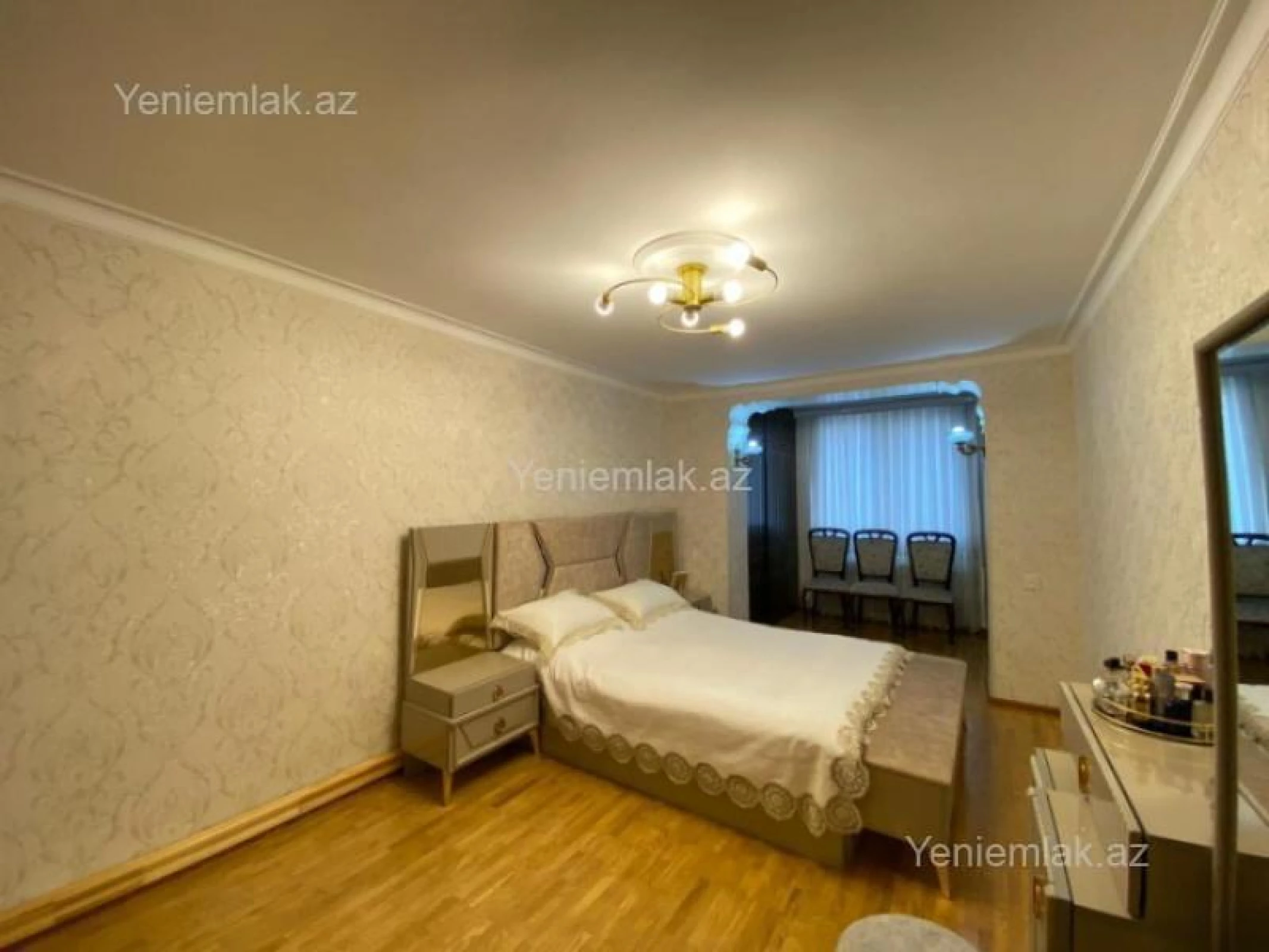 Satılır 3 otaqlı köhnə tikili 70 m²