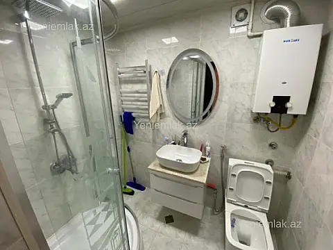Satılır 3 otaqlı köhnə tikili 70 m²