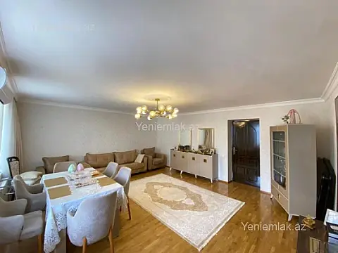 Satılır 3 otaqlı köhnə tikili 70 m²