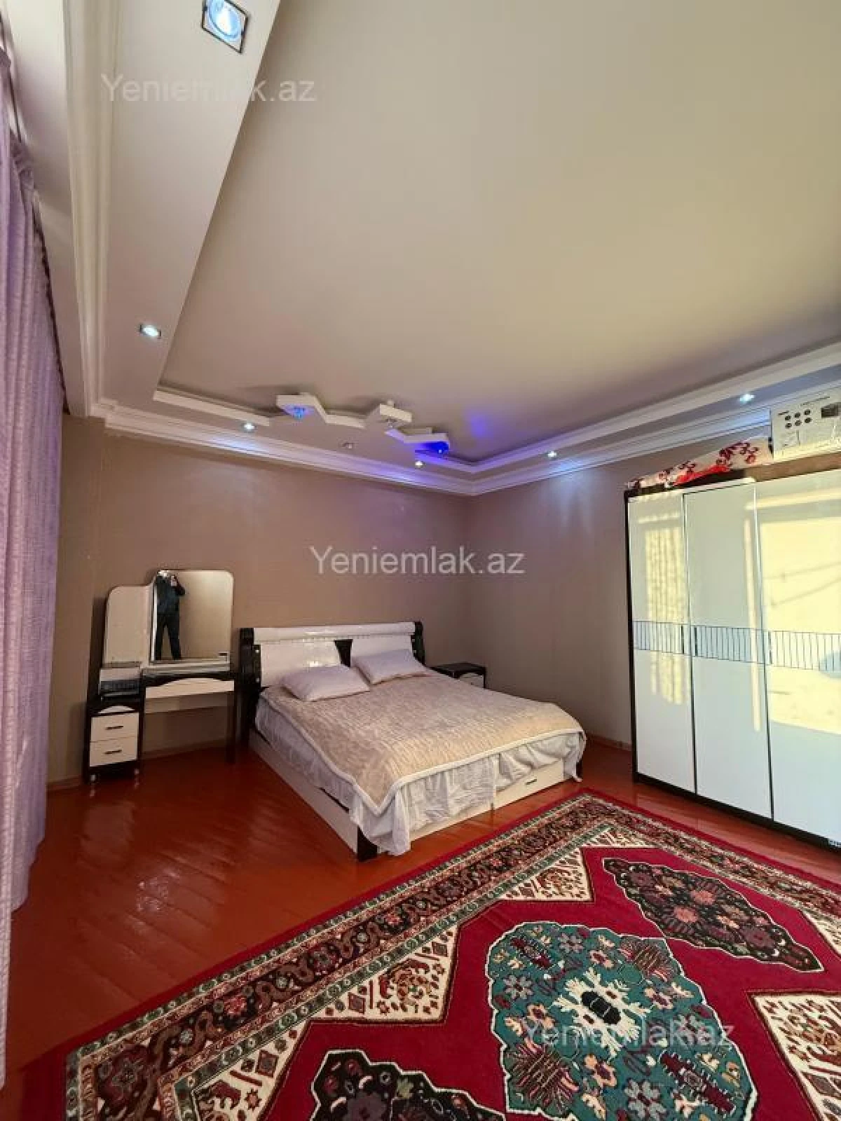 Satılır 2 otaqlı yeni tikili 70 m²
