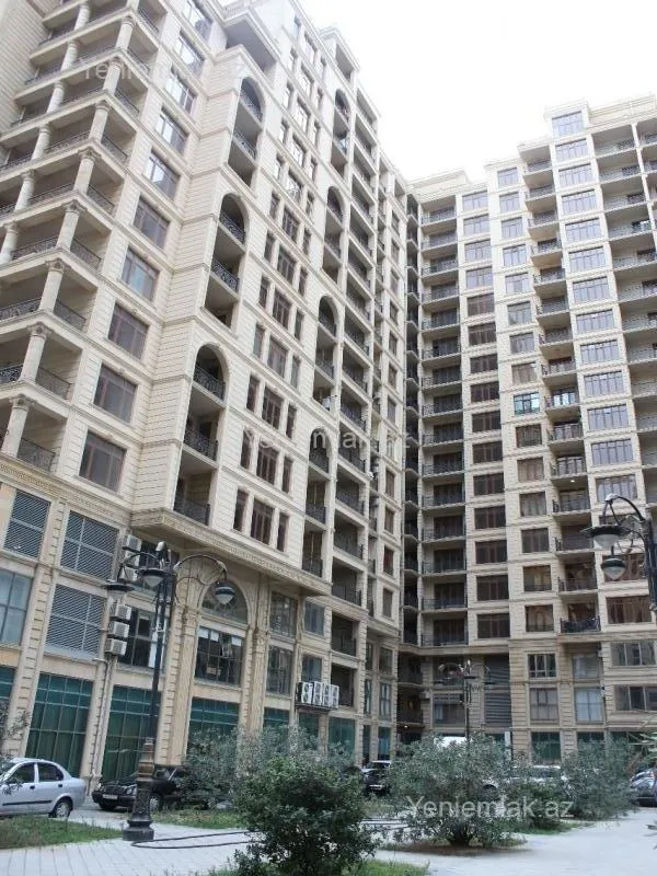 Satılır 4 otaqlı yeni tikili 216 m²