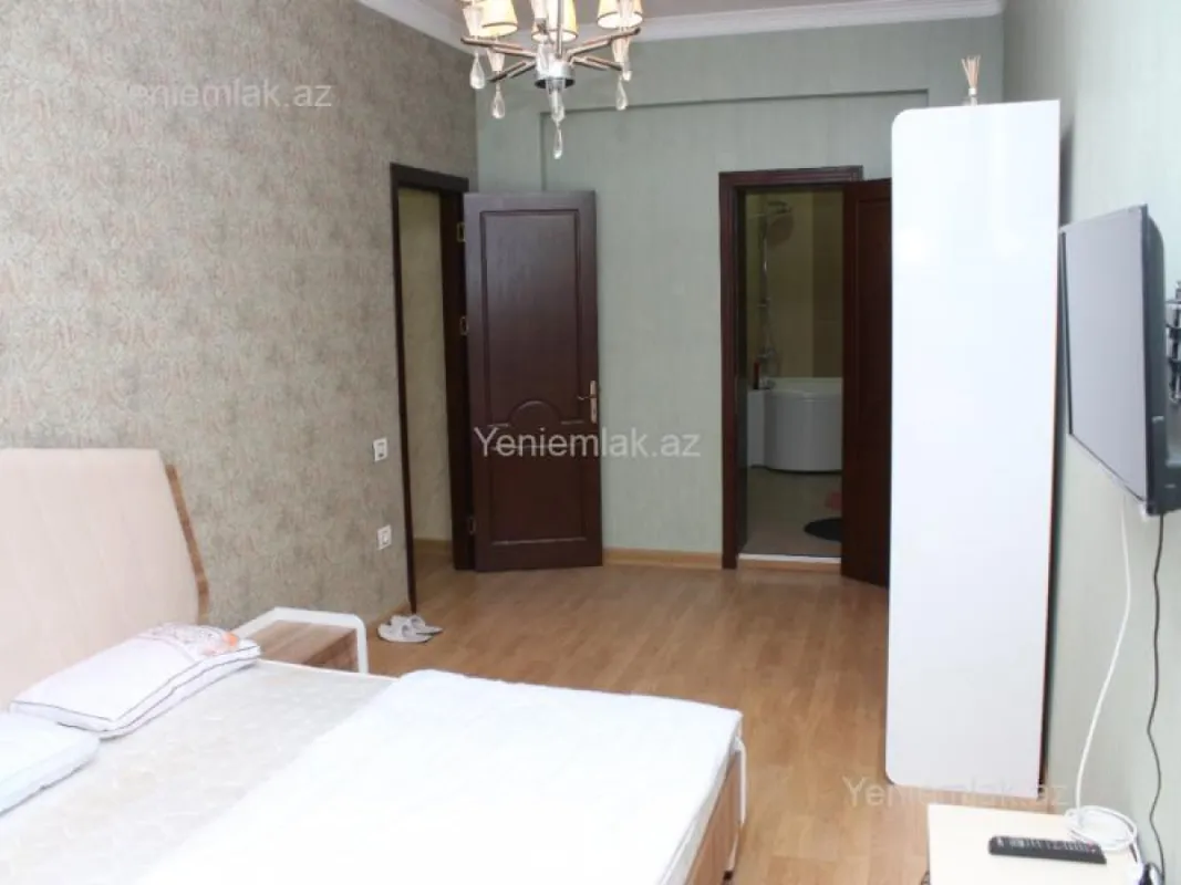 Satılır 4 otaqlı yeni tikili 216 m²