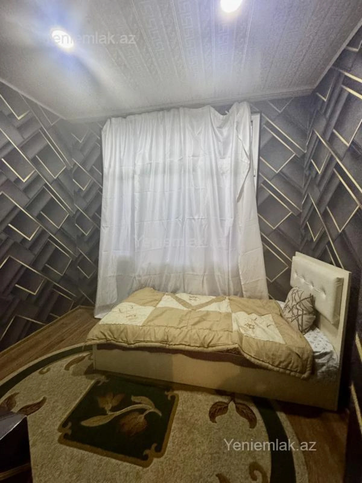 Satılır 2 otaqlı köhnə tikili 48 m²