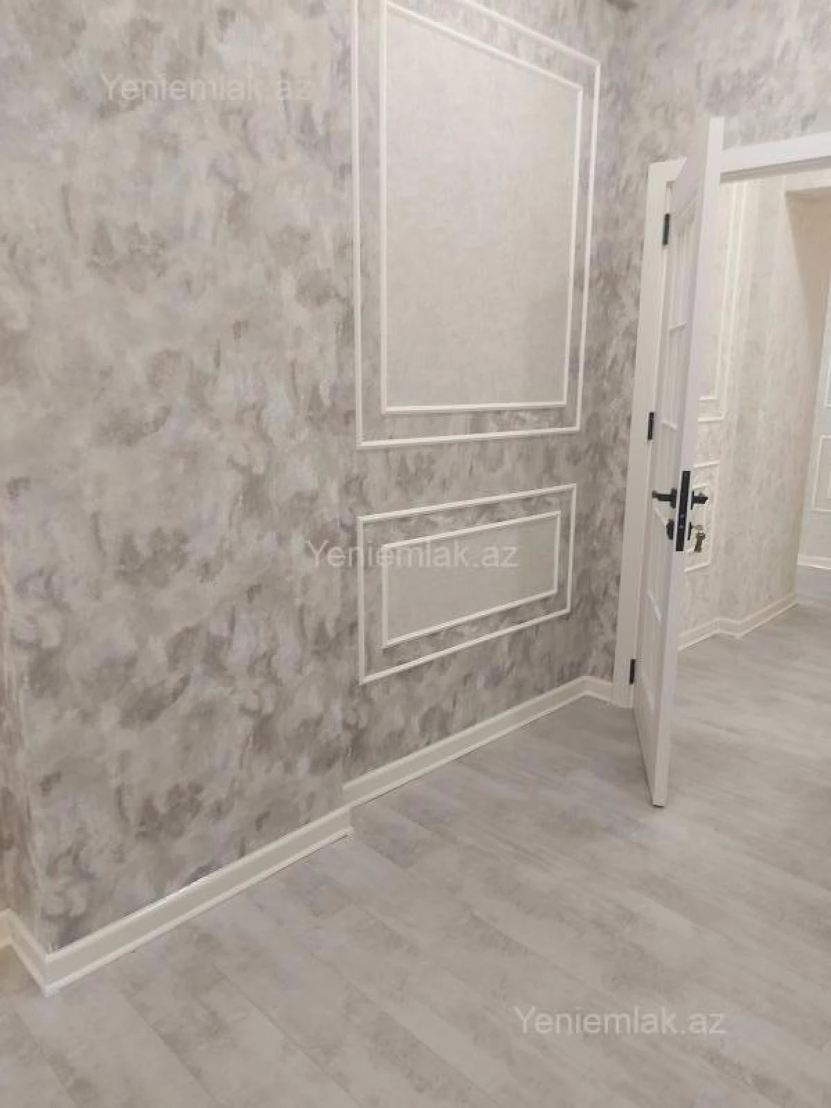 Satılır 2 otaqlı yeni tikili 75 m²