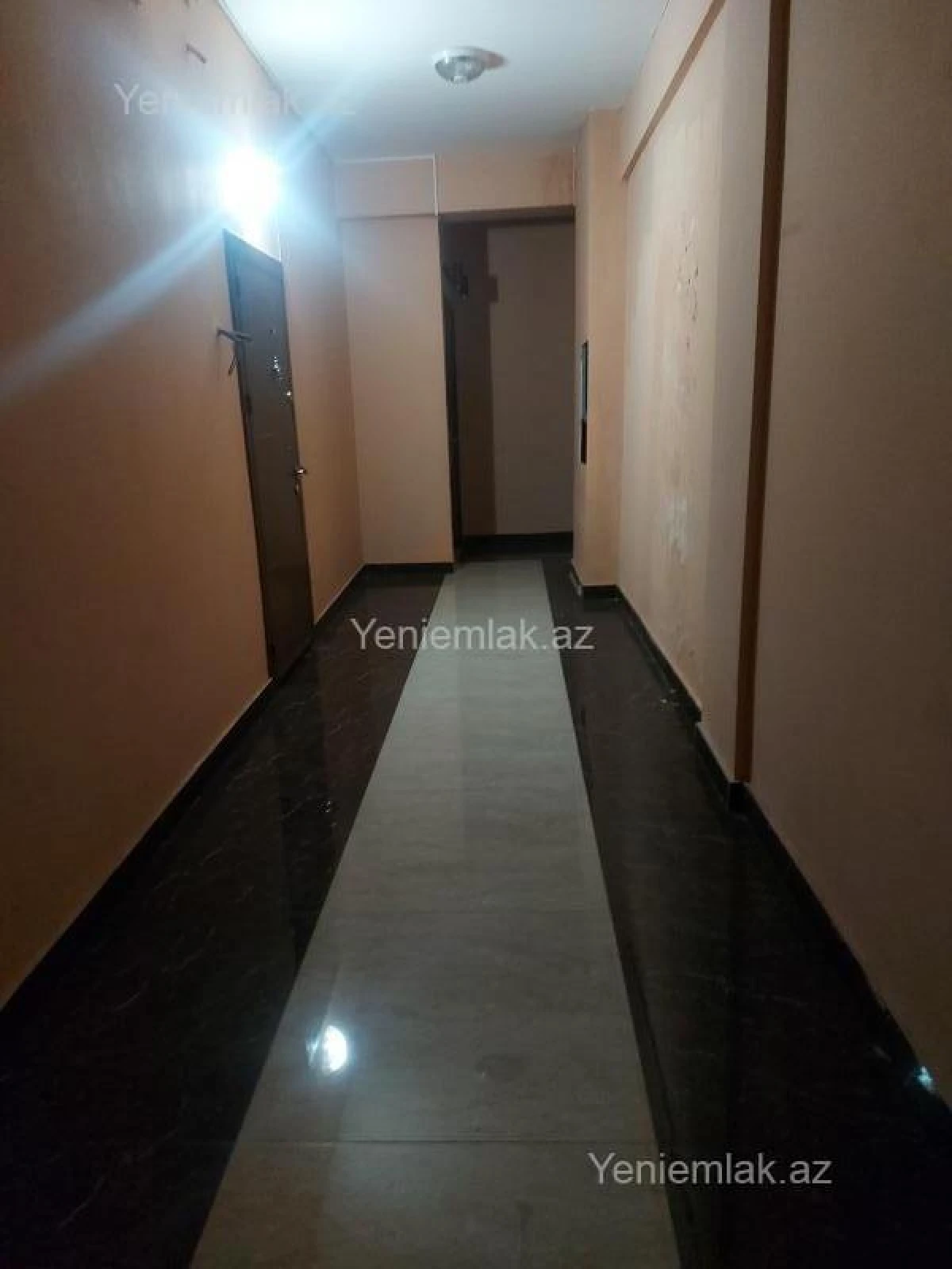Satılır 2 otaqlı yeni tikili 75 m²
