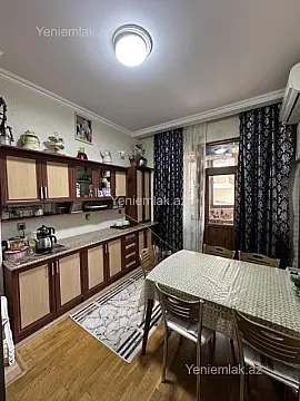 Satılır 3 otaqlı yeni tikili 75 m²