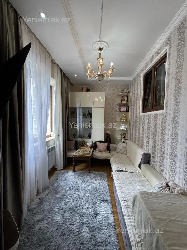 Satılır 3 otaqlı yeni tikili 75 m²