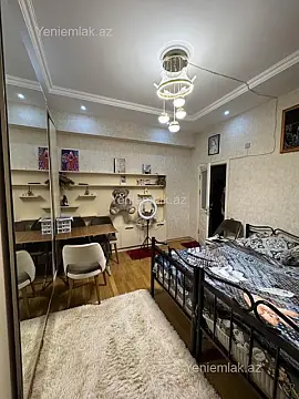 Satılır 3 otaqlı yeni tikili 75 m²