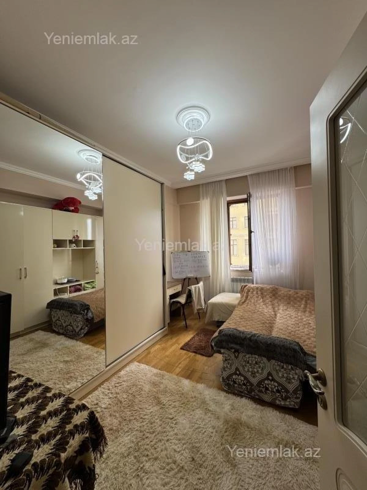 Satılır 3 otaqlı yeni tikili 75 m²