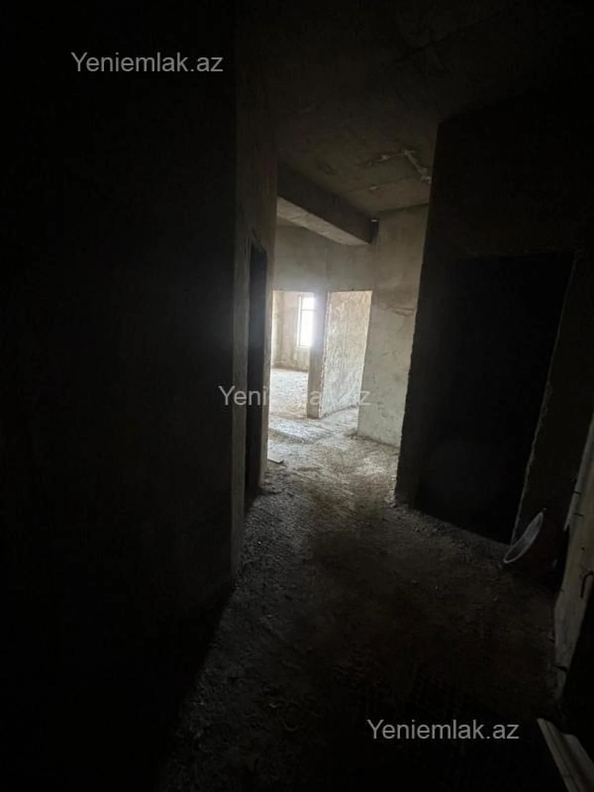 Satılır 3 otaqlı yeni tikili 130 m²