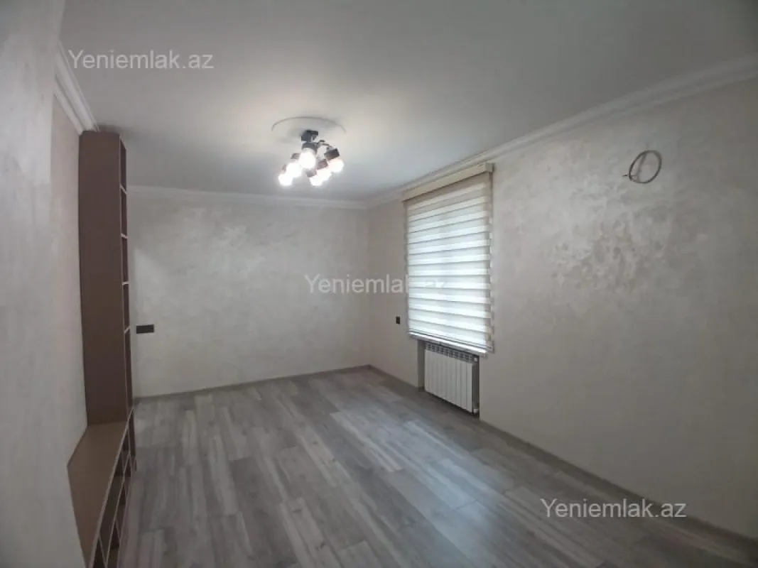 Satılır 2 otaqlı köhnə tikili 40 m²
