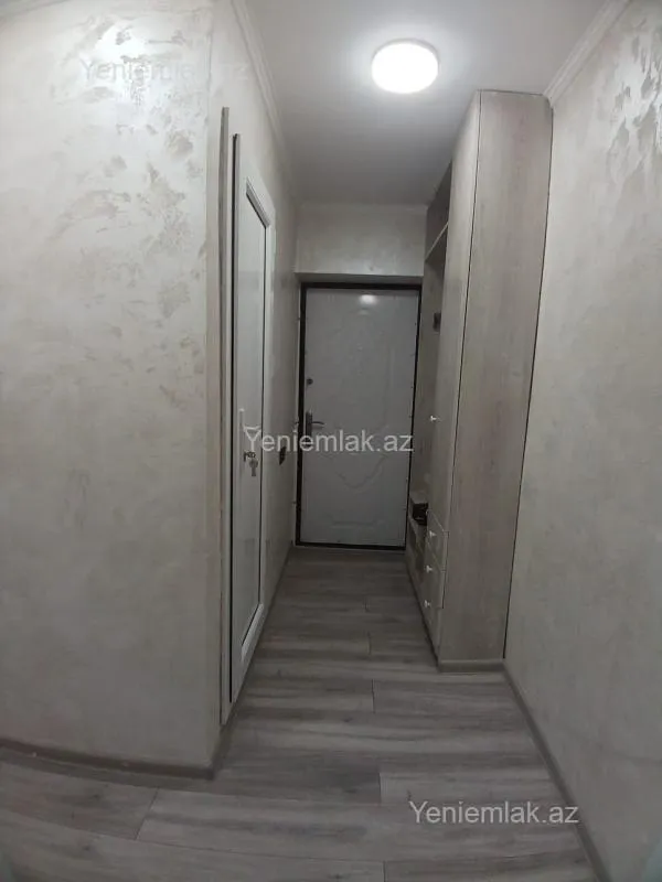 Satılır 2 otaqlı köhnə tikili 40 m²