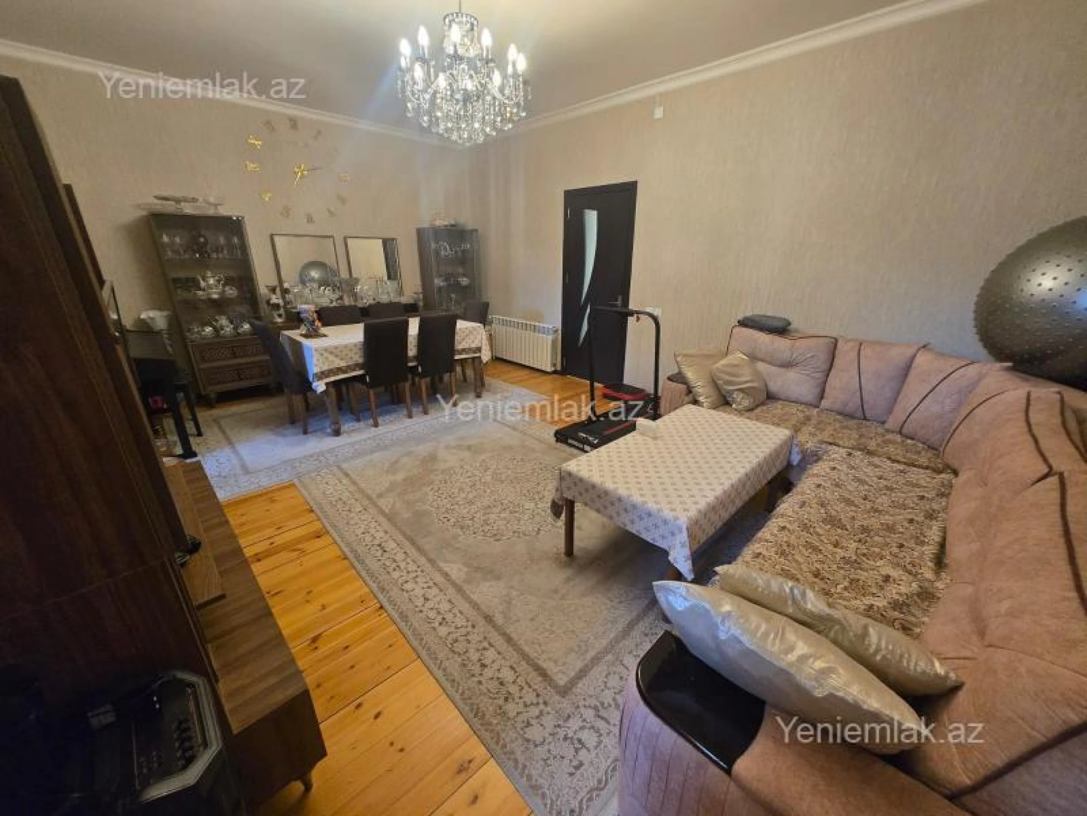 Satılır 2 otaqlı köhnə tikili 64 m²