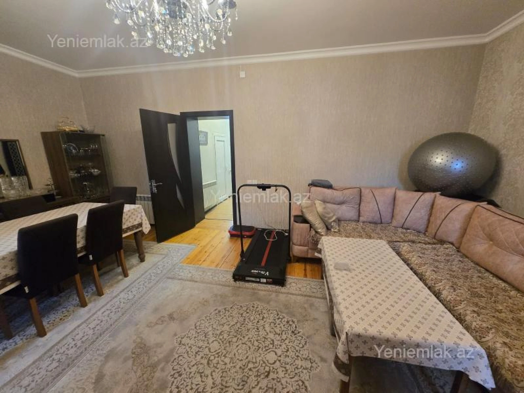Satılır 2 otaqlı köhnə tikili 64 m²