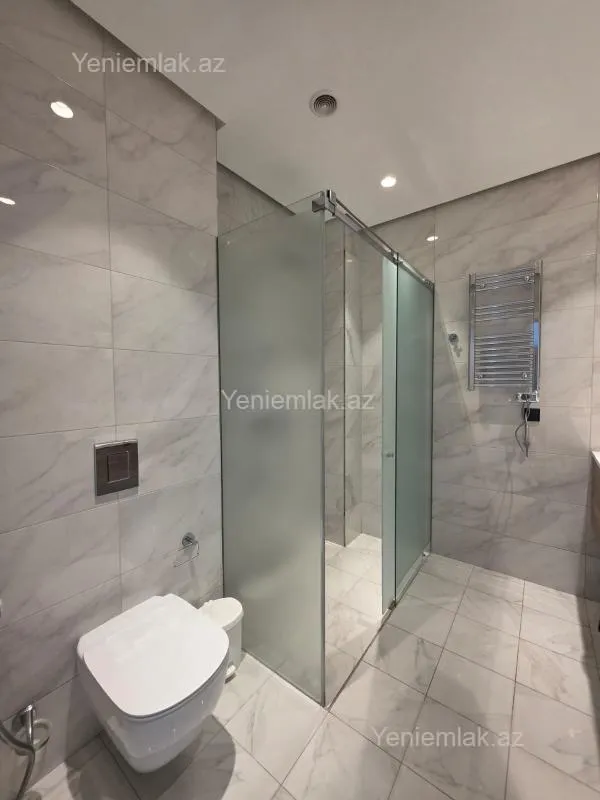 Satılır 1 otaqlı yeni tikili 48 m²