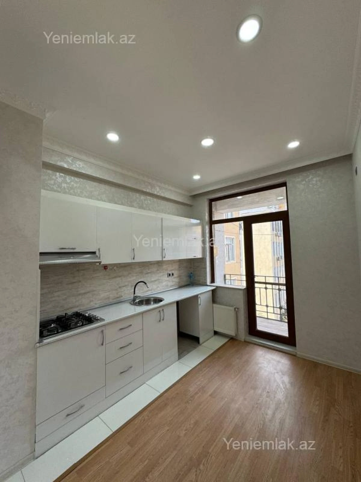 Satılır 3 otaqlı yeni tikili 68 m²