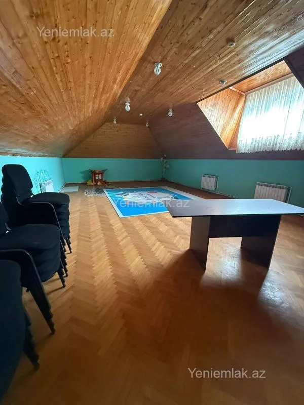 Satılır 15 otaqlı obyekt 600 m²