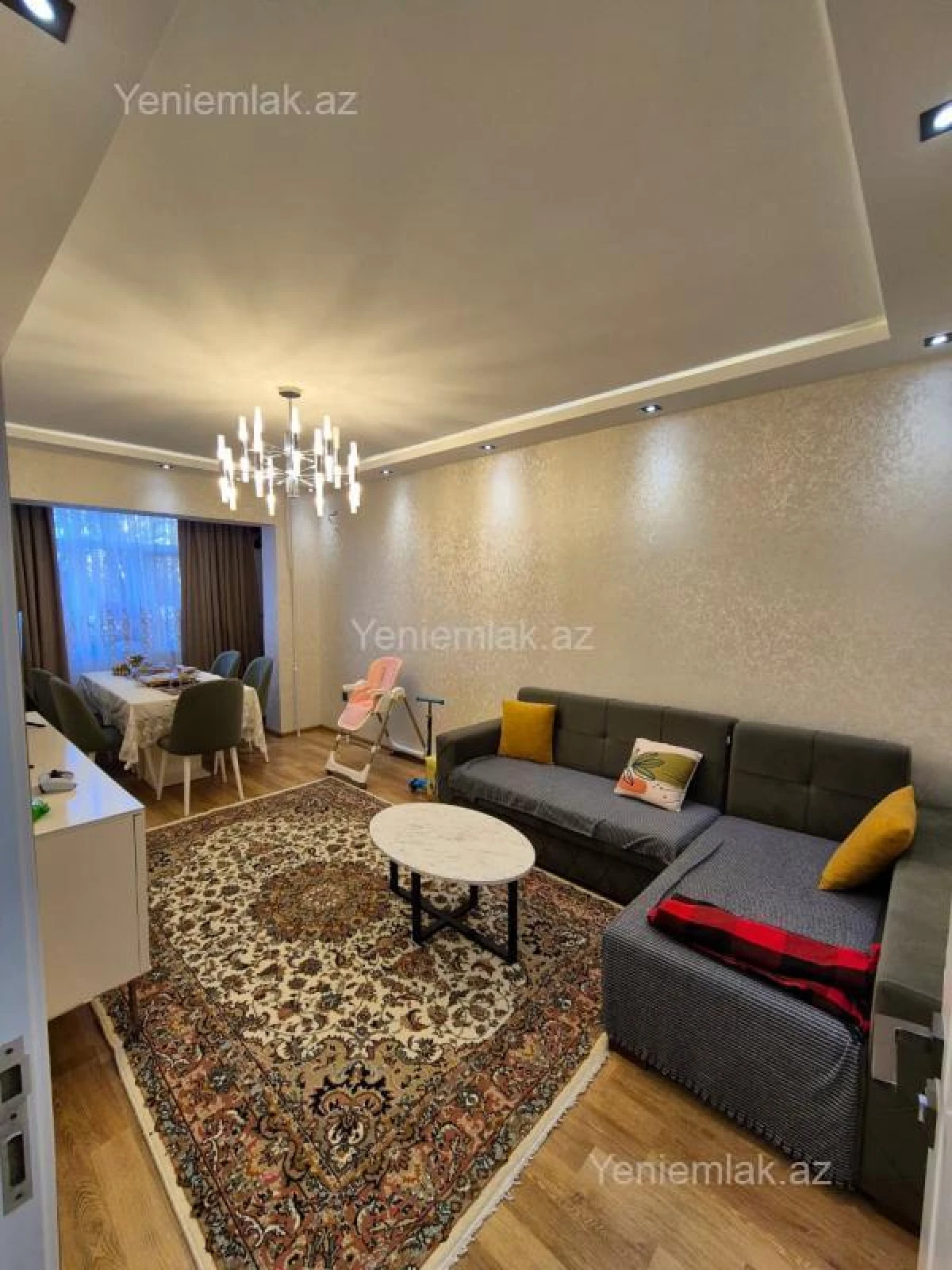 Satılır 2 otaqlı köhnə tikili 60 m²