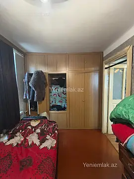 Satılır 3 otaqlı köhnə tikili 70 m²